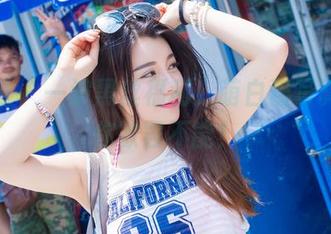 爱蜜社 – 一波黑丝福利！萌白酱写真，让你欲罢不能！