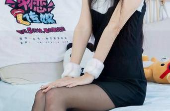物恋传媒 – 心动瞬间！Elise的风铃木语图片合集，谁受得了