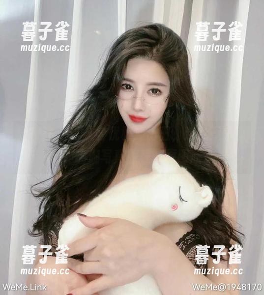 猪小七 微密圈 - “从容优雅到出丑,这就是猪小七的瑜伽写真旅程”原图欣赏