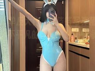微密圈 – 单反大作，琳铛铛写真精选，光影交织出不平凡的性感气息，脑海中开始飘飞。