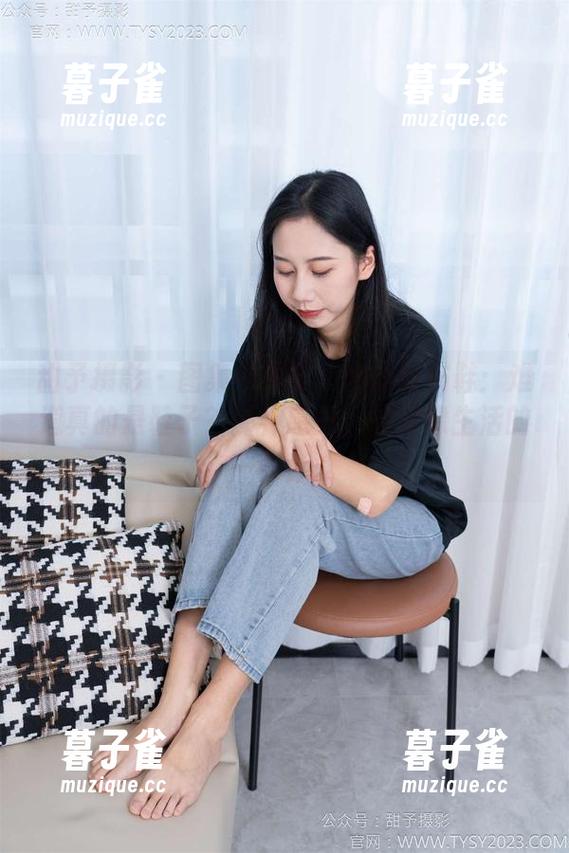甜予摄影-栗栗 甜予摄影 - 图集中栗栗和她的帆布鞋:难道真的是鞋子?那种感觉,却又像生活的一部分。
