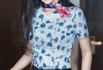 秀人网 – 私房图包里的Luffy菲菲：吊带让你心跳加速的瞬间