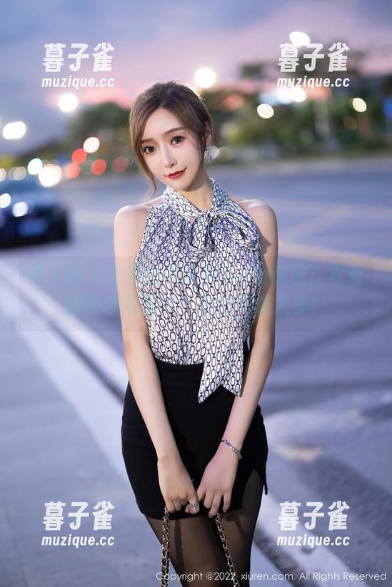 秀人网-养乐多DoDo 秀人网 - 封存的养乐多DoDo秘密:看看这套合集图片,它们知道太多!
