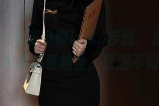 秀人网 – 紧跟小樱koko步伐，走进夏天：写真集越看越香，原图不如想象