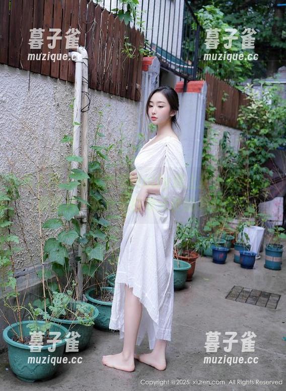 秀人网-顾楚楚Maily 秀人网 - 当顾楚楚Maily遇上护士服:高清图片,简直是白衣天使的恶搞版!