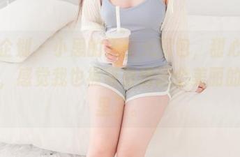 紧急企划 – 小恩的无圣光图包，甜心气质满分，感觉我也被吸引进这个美丽的宇宙里了。