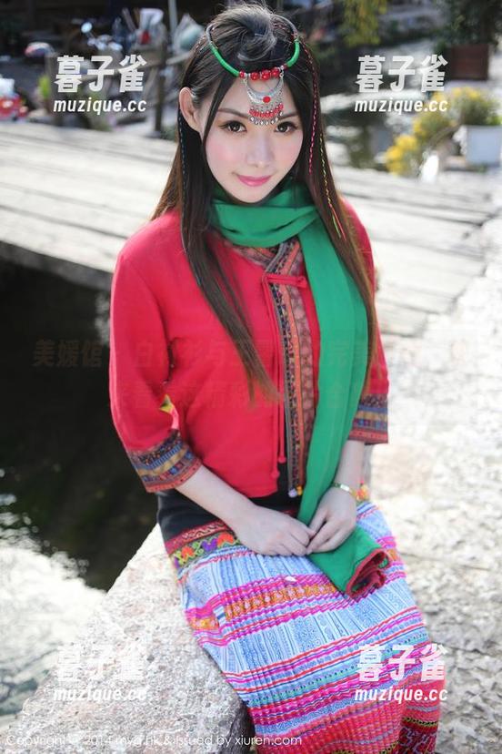 美媛馆-王馨瑶 美媛馆 - 白衬衫与王馨瑶的完美碰撞,快来看看这精彩的图片合集!