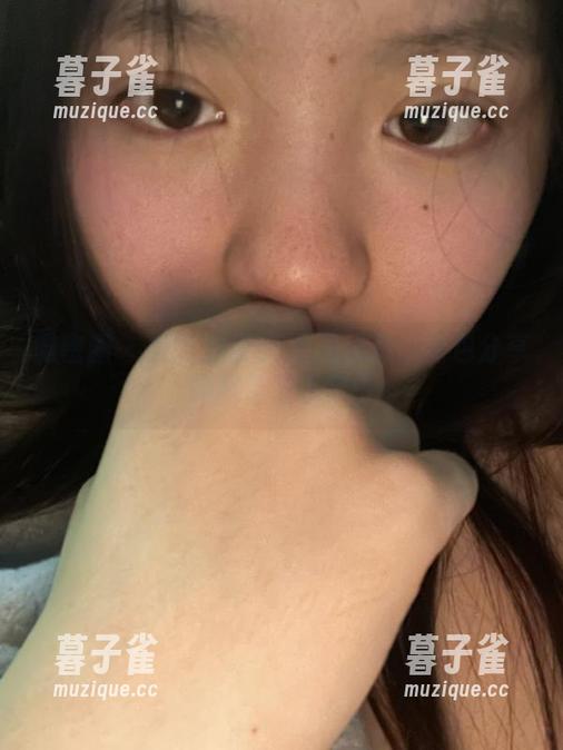 葱油饼er 微密圈 - 当葱油饼er遇见浅紫:图包分享,嗨翻你的小宇宙!
