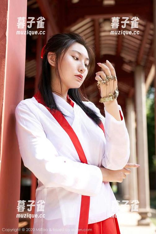 蜜桃社-佩琦Pinky 蜜桃社 - 佩琦Pinky的奶牛美图:每一张都是‘哞’呜的呼喊!