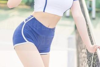 蜜汁猫裘的私密作品，修女风格竟也这么阳光！