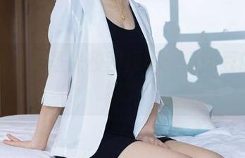 袜啵啵 – 无圣光校园探秘：小甜豆的写真细节
