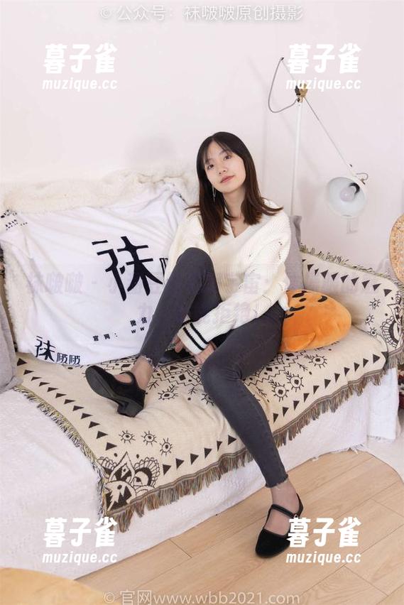 袜啵啵-小甜豆 袜啵啵 - 小甜豆的私房宇宙:体操服的魅力,谁能拒绝!