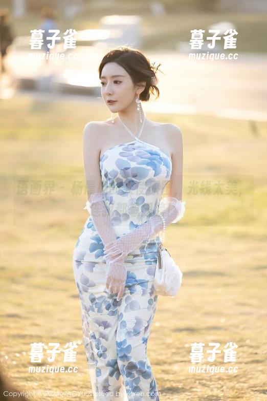 语画界-杨晨晨 语画界 - 杨晨晨的天使原图,光线太美,连我都想翅膀!