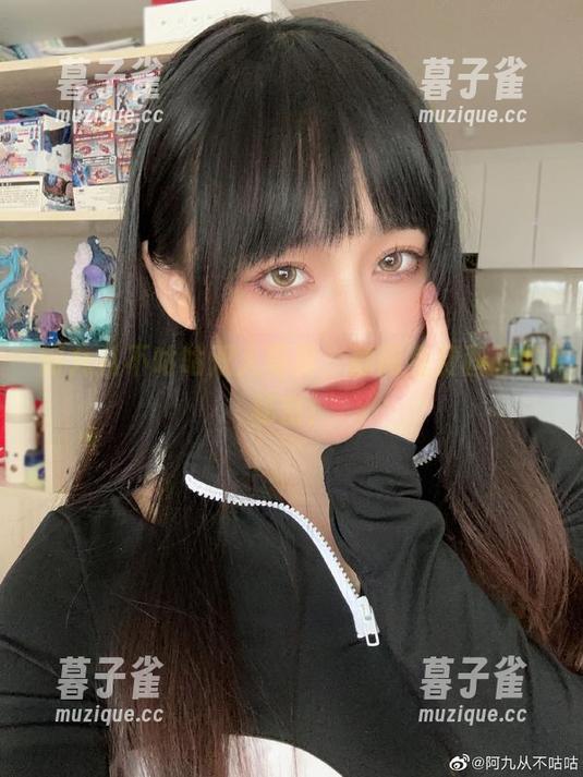 阿九从不咕咕 阿九从不咕咕双人写真,翻阅免费画册的秘密!