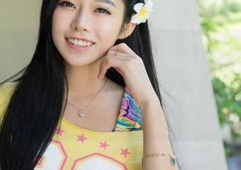 青豆客 – 短裤与柠檬c_lemon，写真界的绝妙组合，图包里面还有意想不到的“酸甜苦辣”！