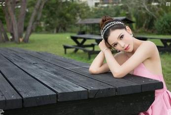 青豆客 – 陈思琪的兔女郎美图合集：美好到令人喘不过气的存在！