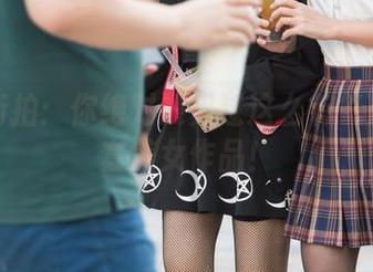 魔镜街拍：你绝对没见过这么有气质的全套美女作品！