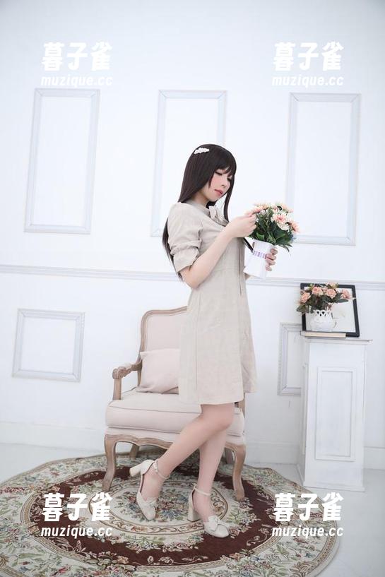 鹿野希 孔雀服定制大揭秘:鹿野希的全套下载,让你爱的飞起来!