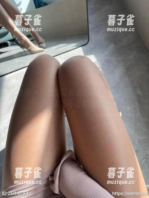 黑饱宝 微密圈 - 黑饱宝写真集的秘密:这资源真是让人忍不住想点赞!